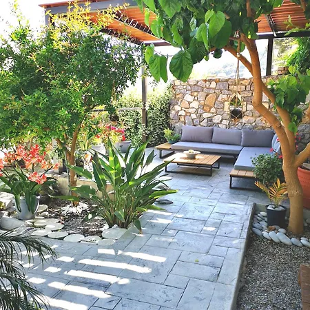Villa Spacious Maistrali Villa, Private Pool & Garden Rodakino
